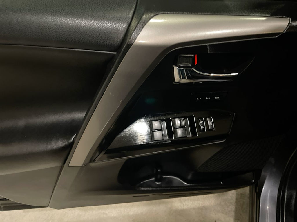 Thumbnail: 2016 Toyota RAV4 - 22