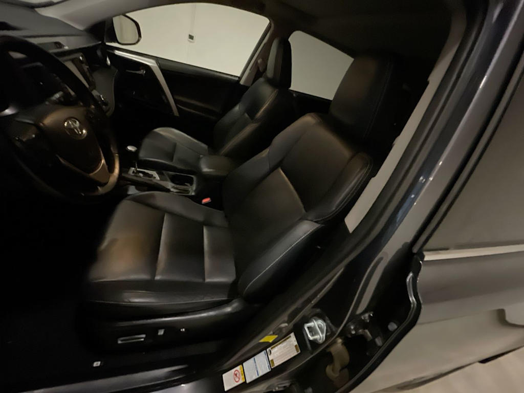 Thumbnail: 2016 Toyota RAV4 - 10