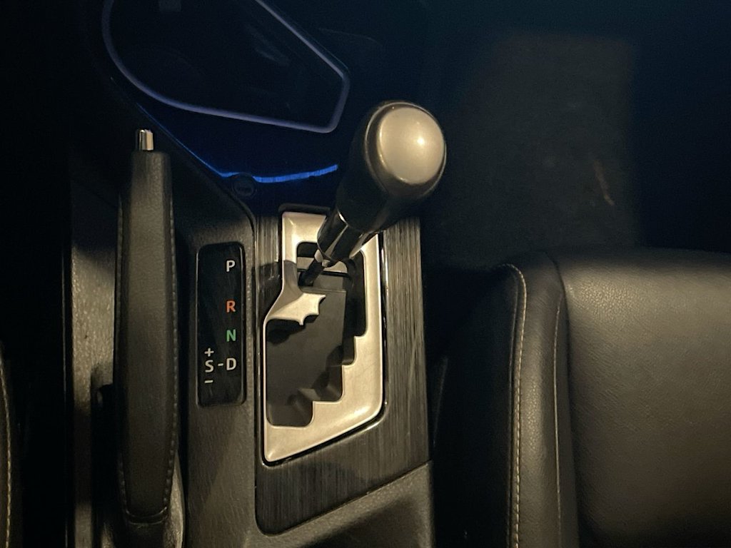 Thumbnail: 2016 Toyota RAV4 - 12