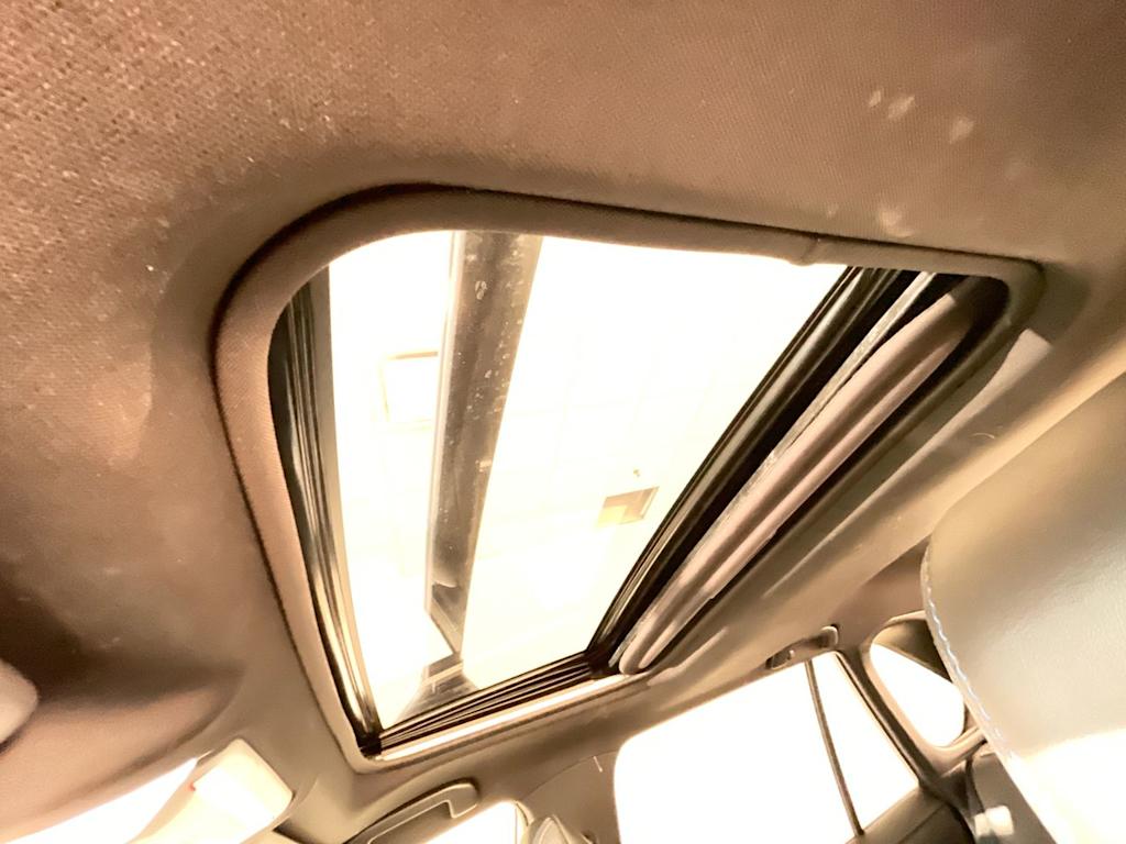 Thumbnail: 2022 Toyota RAV4 - 28