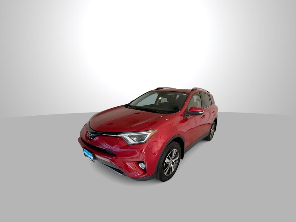 Thumbnail: 2017 Toyota RAV4 - 16