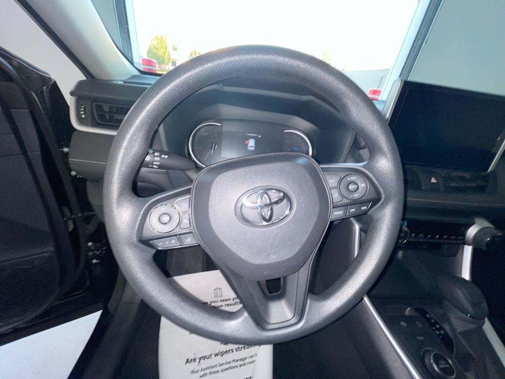 Thumbnail: 2025 Toyota RAV4 - 2