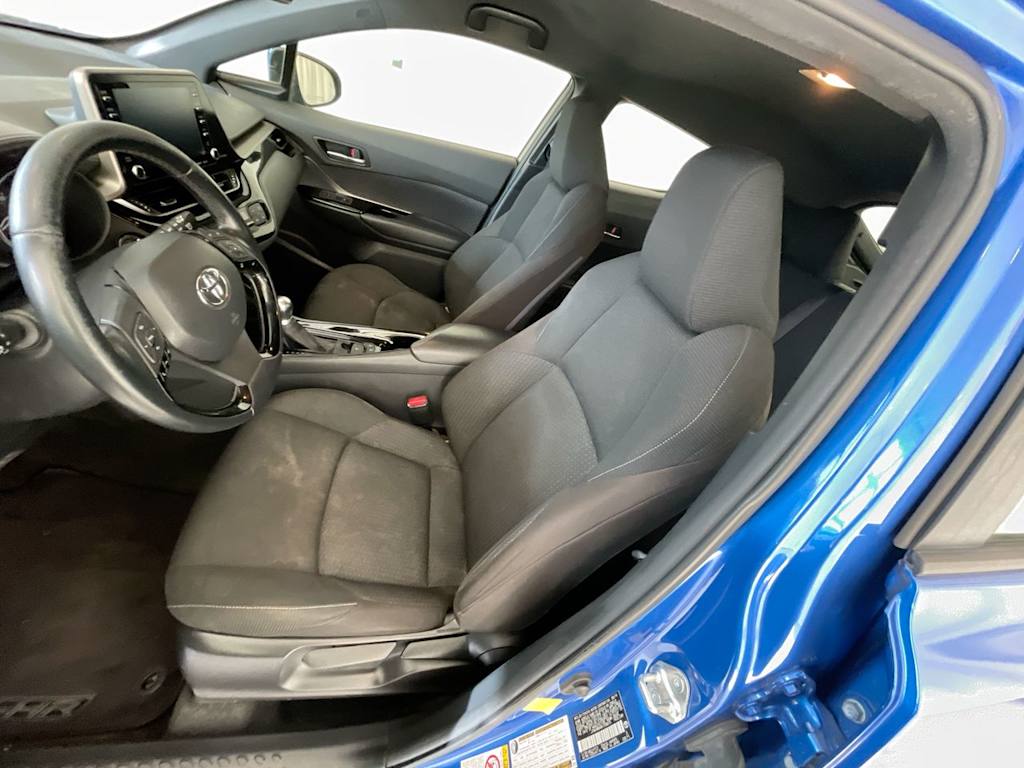 Thumbnail: 2019 Toyota C-HR - 8