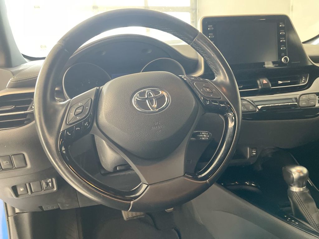 Thumbnail: 2019 Toyota C-HR - 2