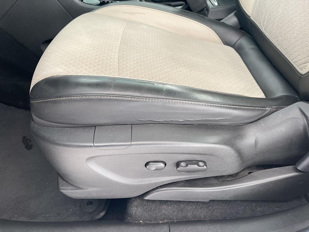 Thumbnail: 2018 Buick Encore - 22