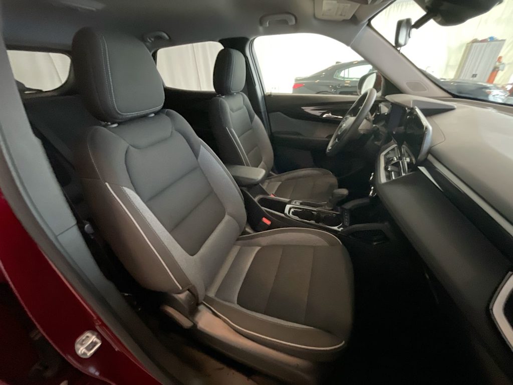 Thumbnail: 2025 Chevrolet TrailBlazer - 10