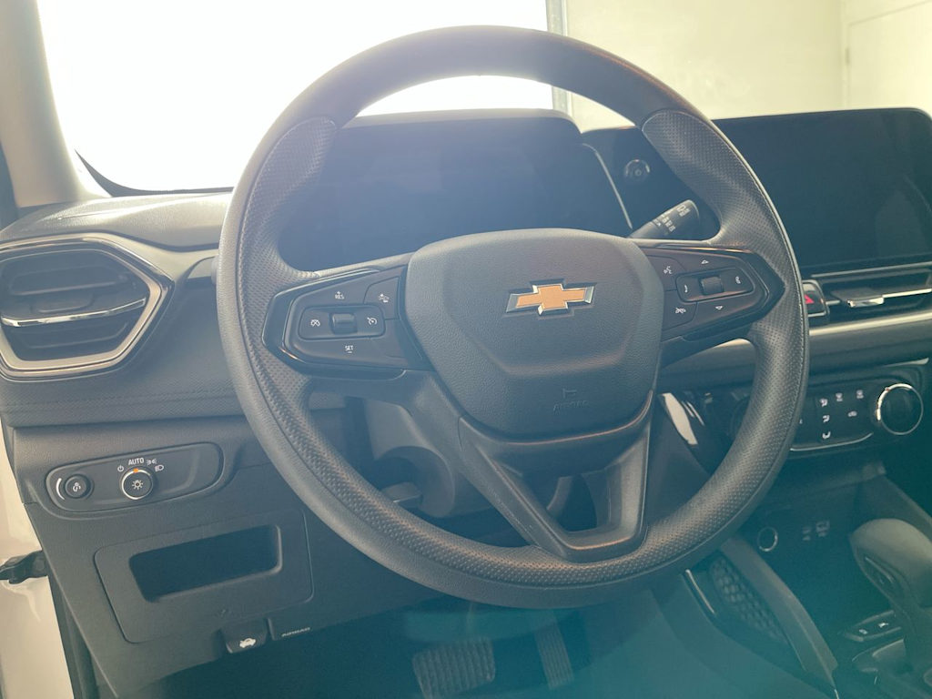 Thumbnail: 2025 Chevrolet TrailBlazer - 2