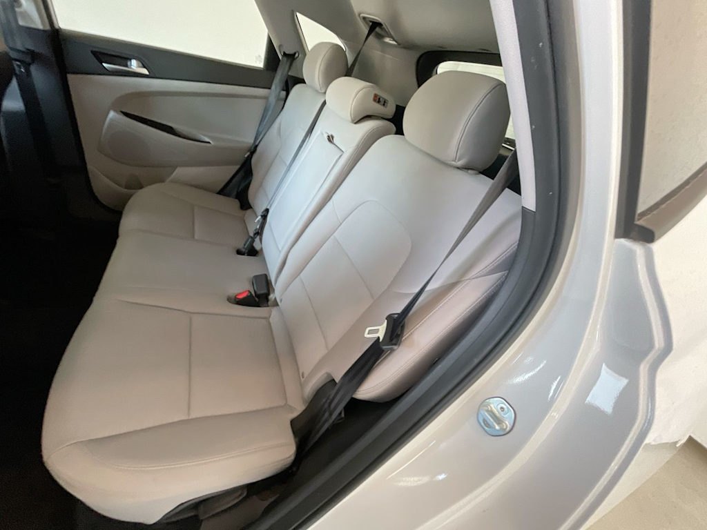 Thumbnail: 2019 Hyundai Tucson - 11