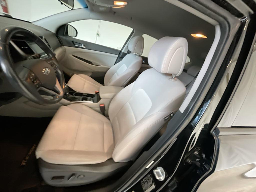 Thumbnail: 2017 Hyundai Tucson - 10