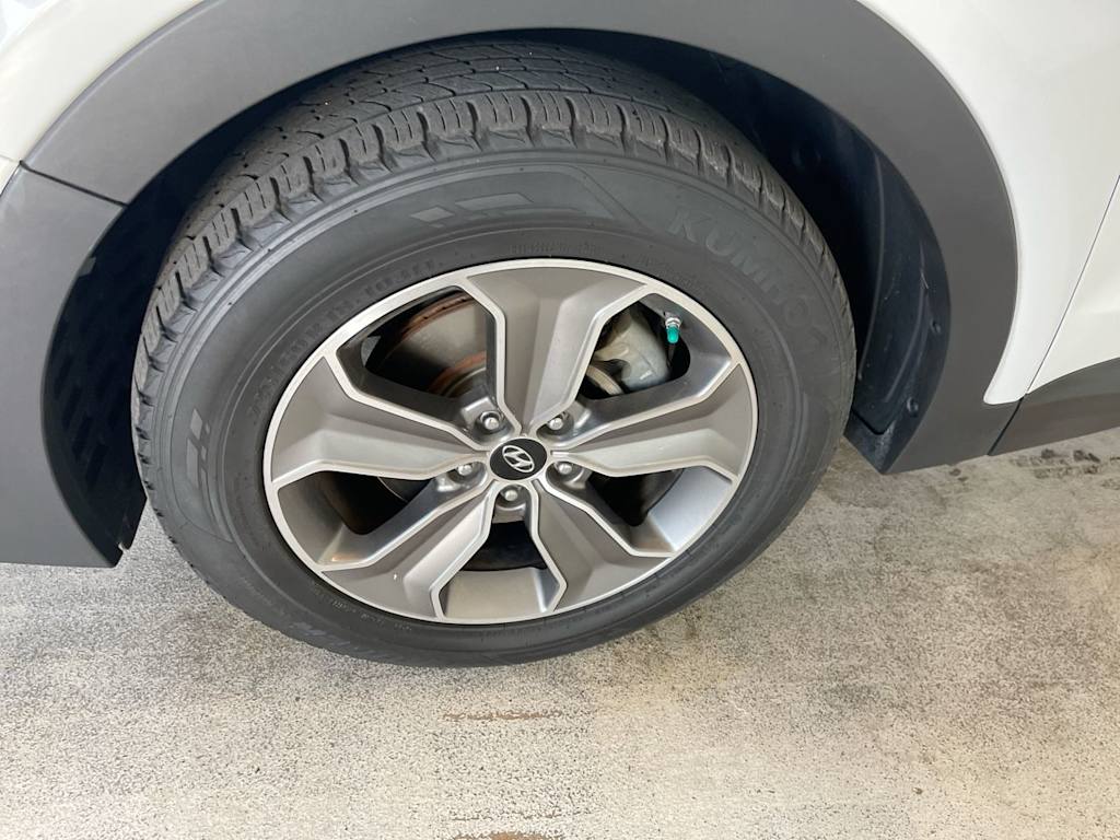 Thumbnail: 2013 Hyundai Santa Fe - 7