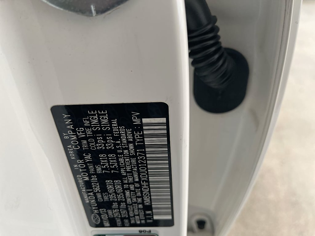 Thumbnail: 2013 Hyundai Santa Fe - 17