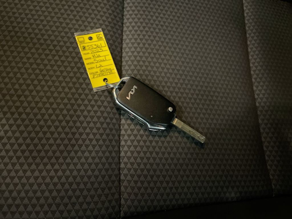 Thumbnail: 2023 Kia Soul - 14