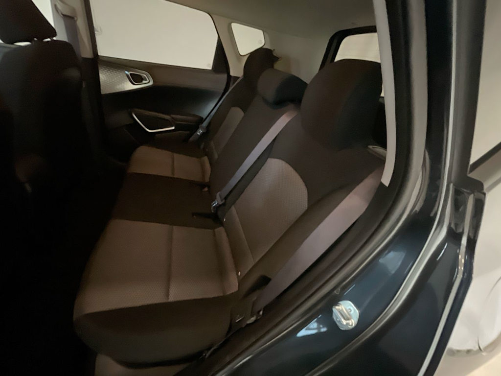 Thumbnail: 2023 Kia Soul - 10