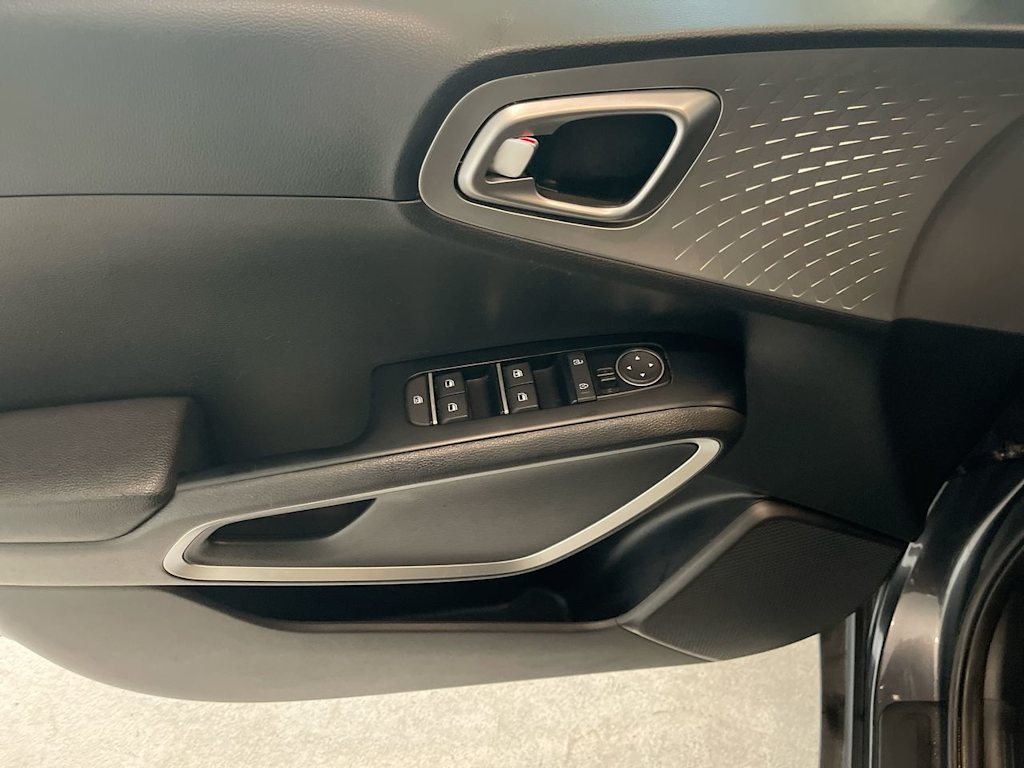 Thumbnail: 2023 Kia Soul - 22