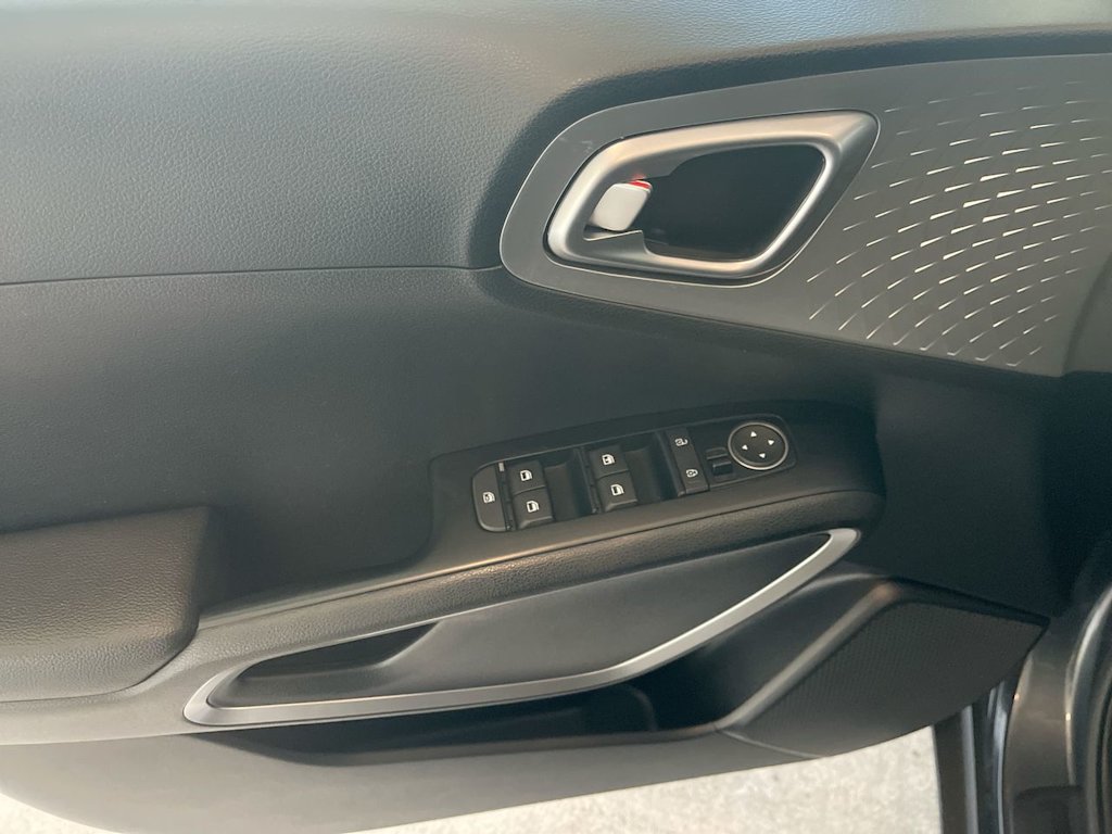 Thumbnail: 2024 Kia Soul - 23