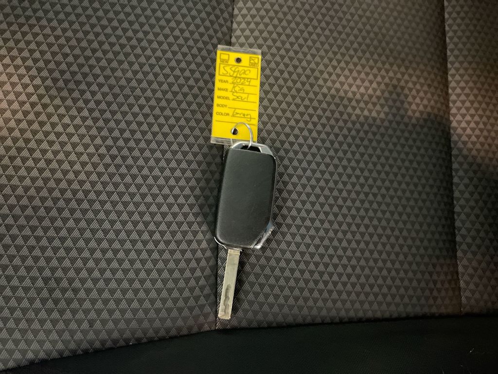 Thumbnail: 2024 Kia Soul - 16