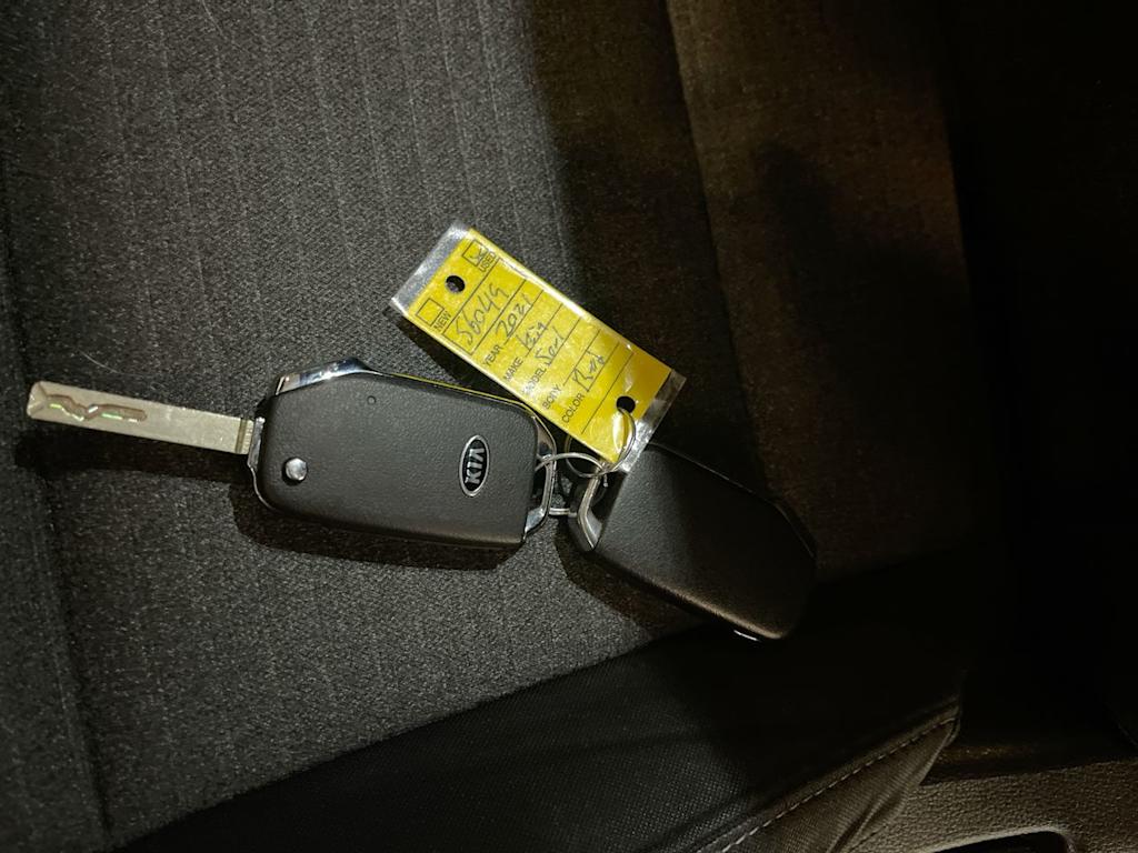 Thumbnail: 2021 Kia Soul - 16