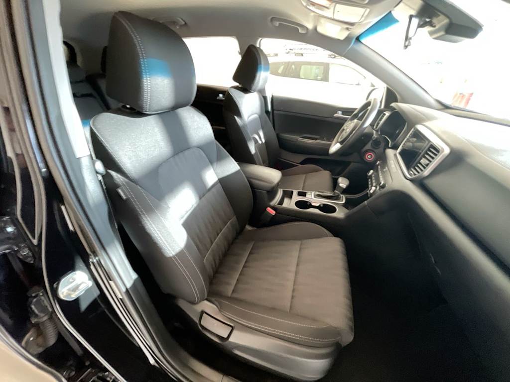 Thumbnail: 2021 Kia Sportage - 10