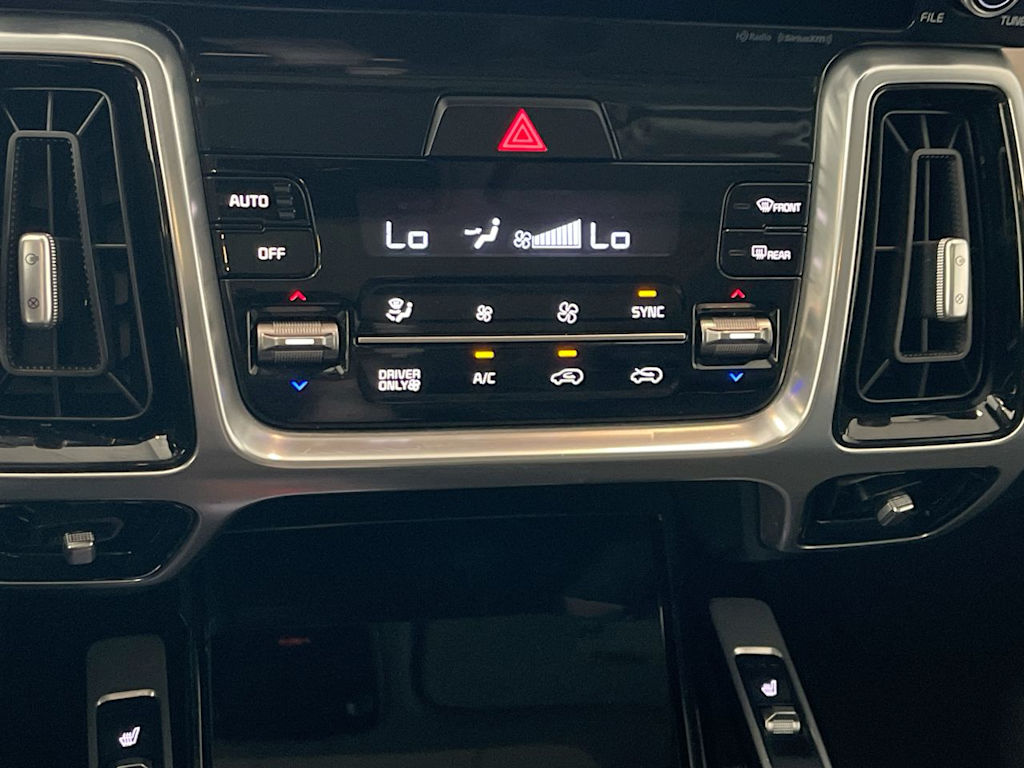 Thumbnail: 2022 Kia Sorento - 26