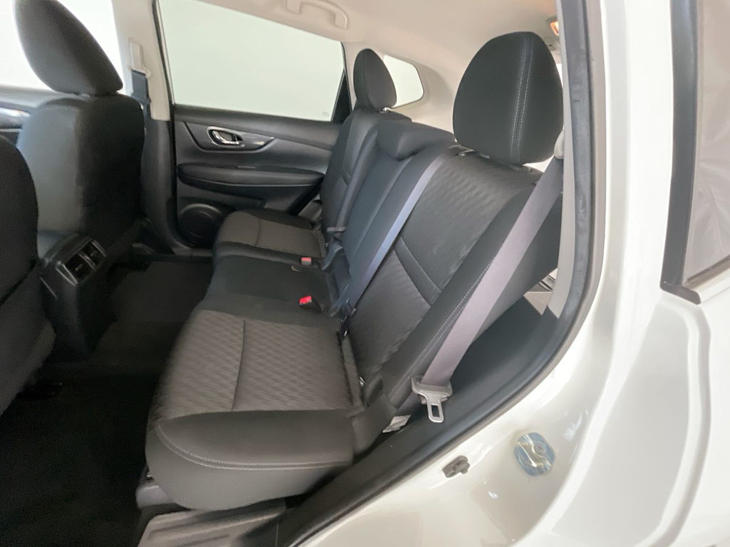 Thumbnail: 2019 Nissan Rogue - 11