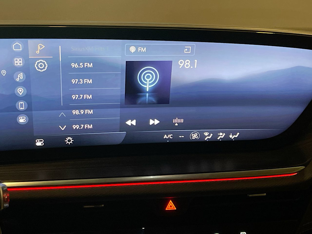Thumbnail: 2024 Buick Envision - 12