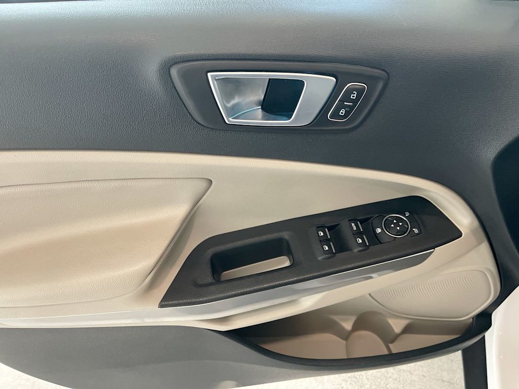 Thumbnail: 2018 Ford EcoSport - 21