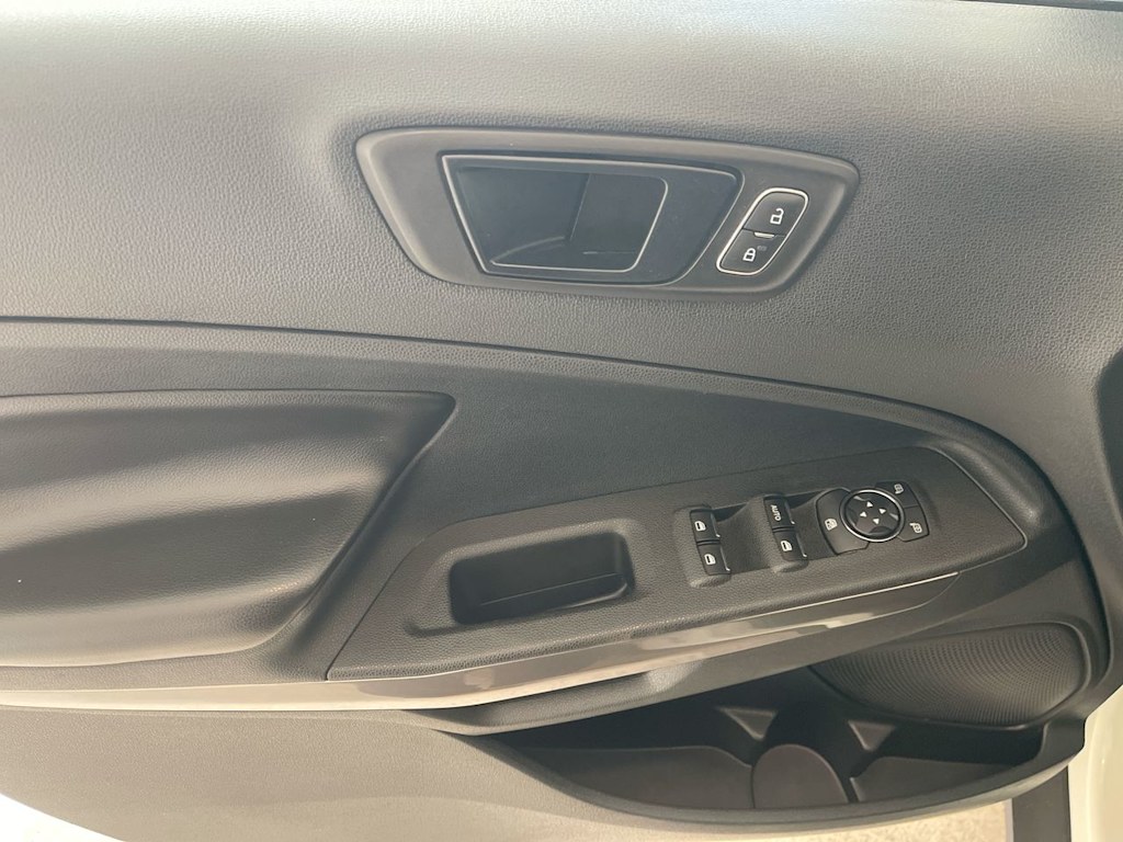 2020 Ford EcoSport SES 23