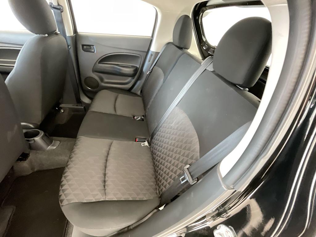 2021 Mitsubishi Mirage ES 11