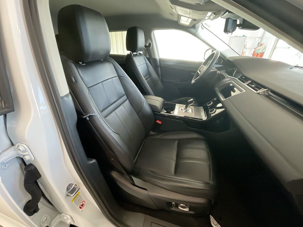 Thumbnail: 2022 Land Rover Range Rover Evoque - 9