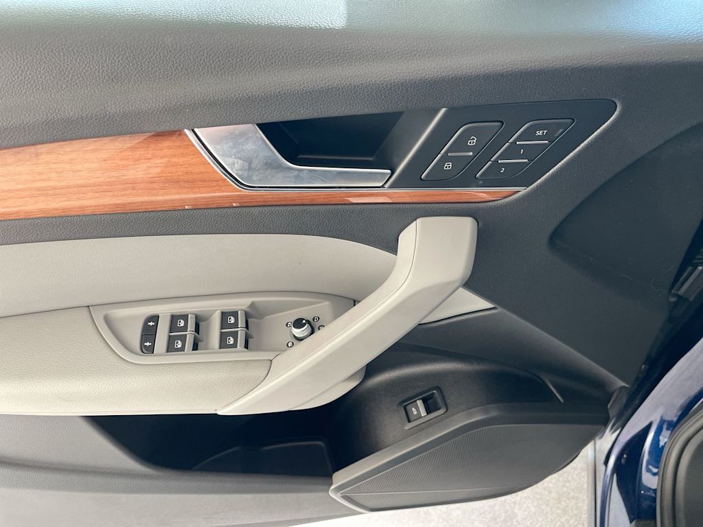 Thumbnail: 2021 Audi Q5 - 22