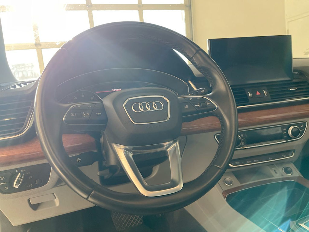 Thumbnail: 2021 Audi Q5 - 2