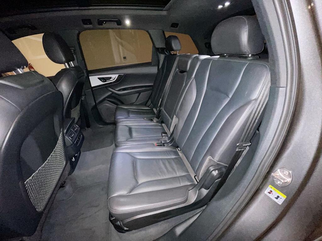 Thumbnail: 2019 Audi Q7 - 12
