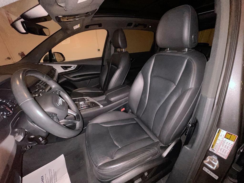 Thumbnail: 2019 Audi Q7 - 10
