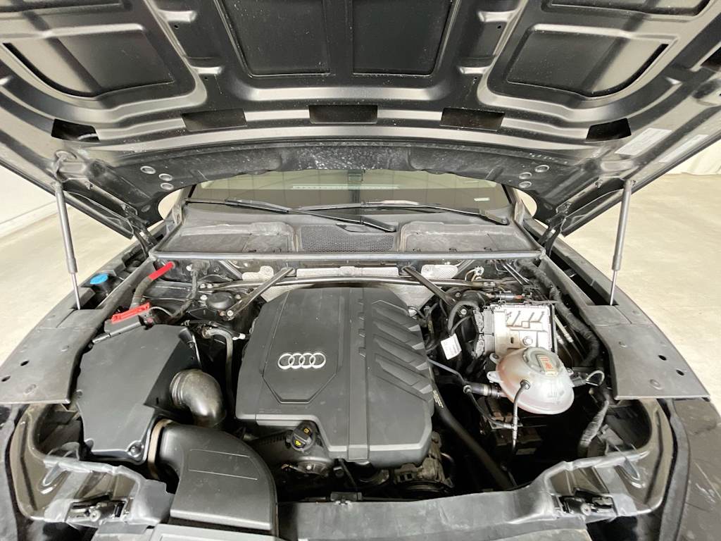 Thumbnail: 2021 Audi Q5 - 8