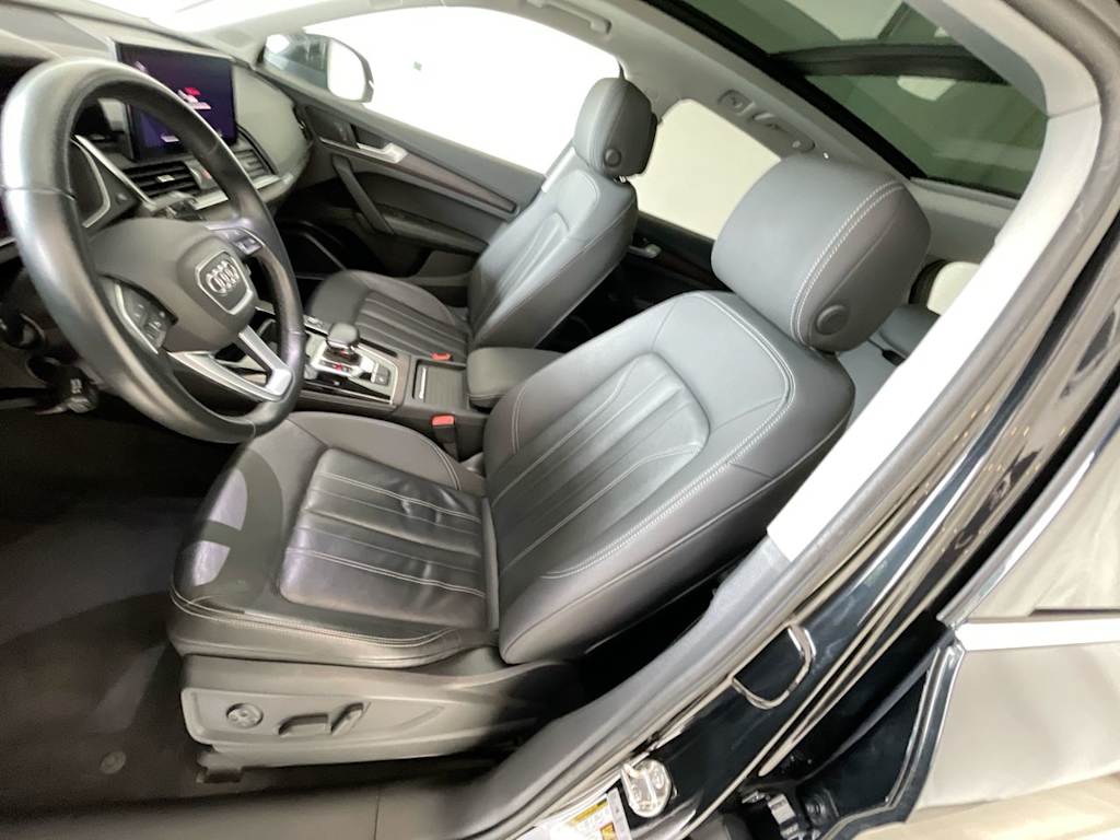Thumbnail: 2021 Audi Q5 - 9
