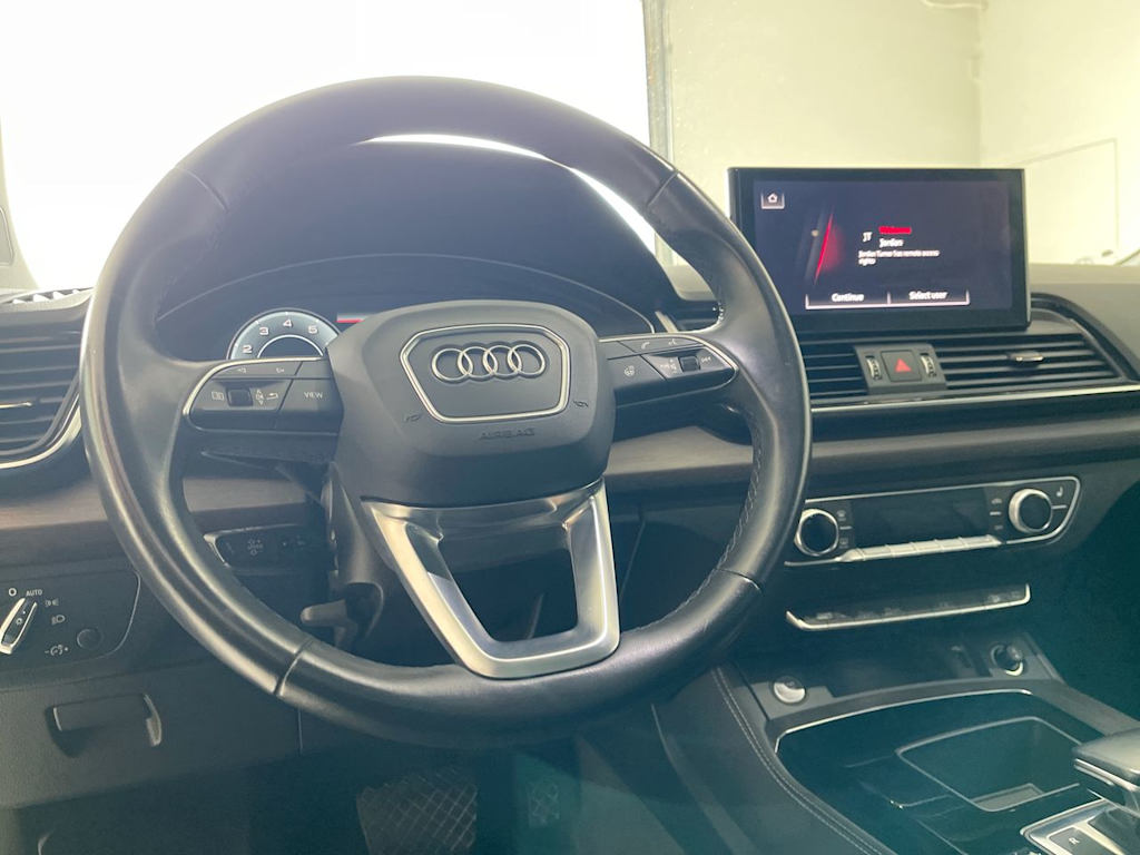 Thumbnail: 2021 Audi Q5 - 2