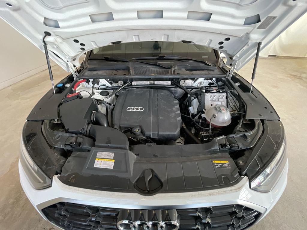 Image of 2023 Audi Q5 S-Line