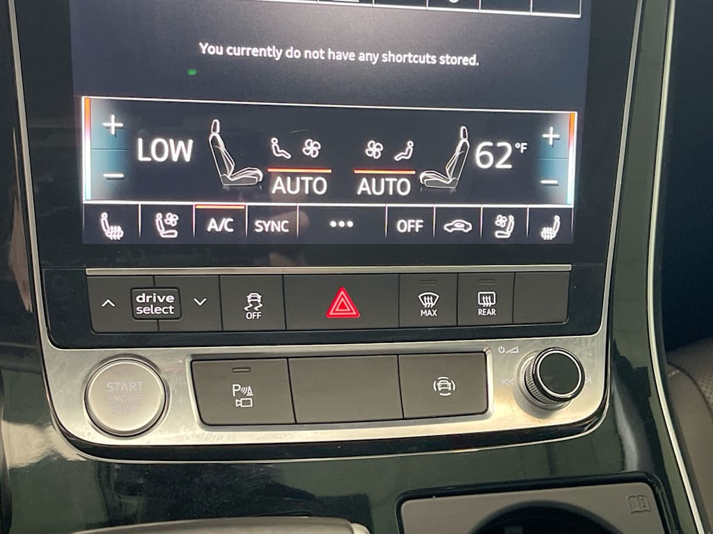 Thumbnail: 2020 Audi Q8 - 26