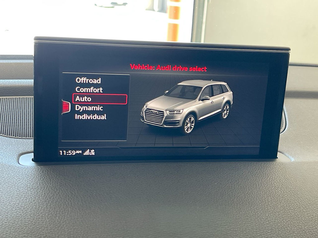 Thumbnail: 2019 Audi Q7 - 12