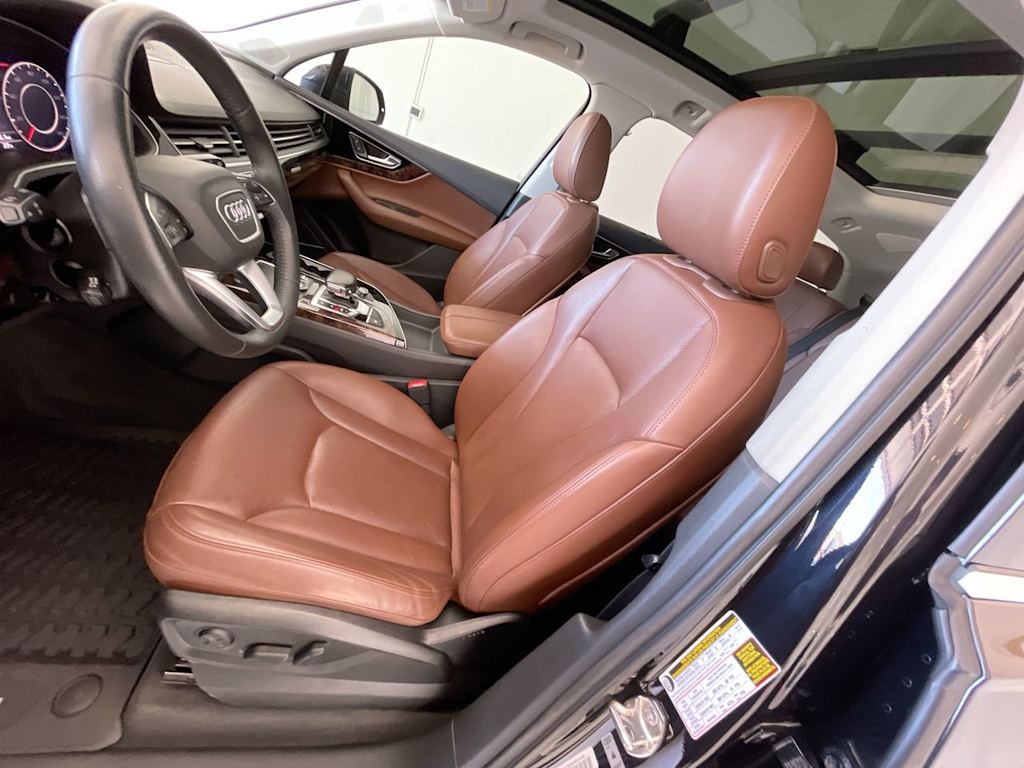 Thumbnail: 2019 Audi Q7 - 9