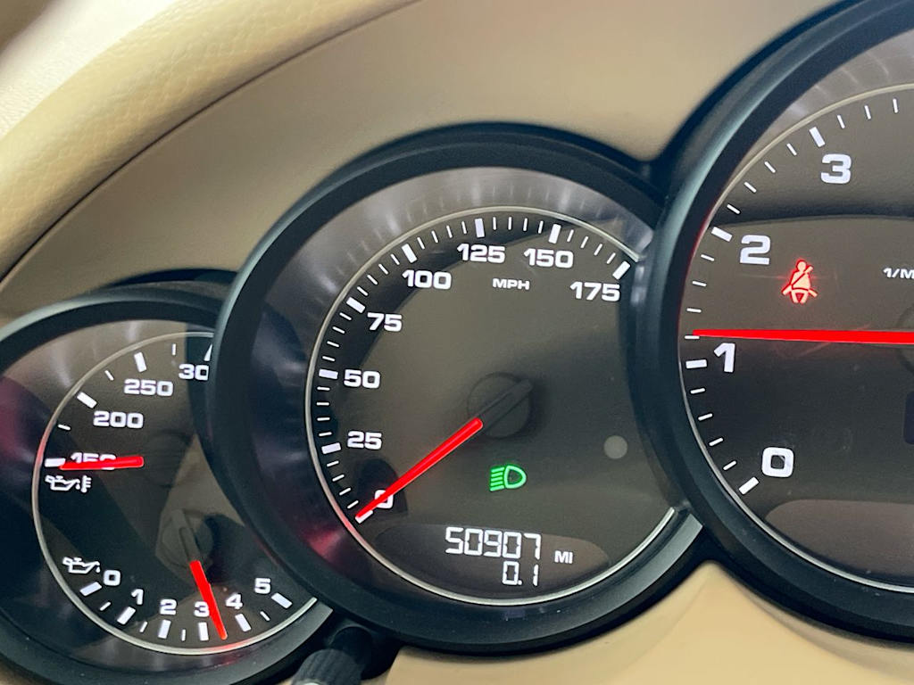 Thumbnail: 2013 Porsche Cayenne - 14