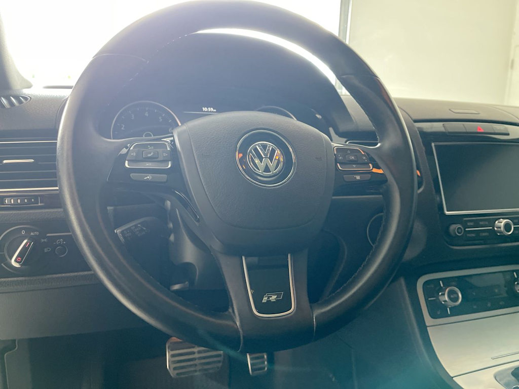 Thumbnail: 2014 Volkswagen Touareg - 2