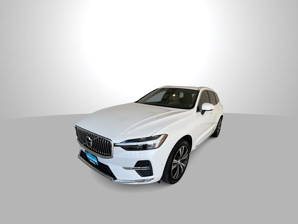 Thumbnail: 2022 Volvo XC60 - 7