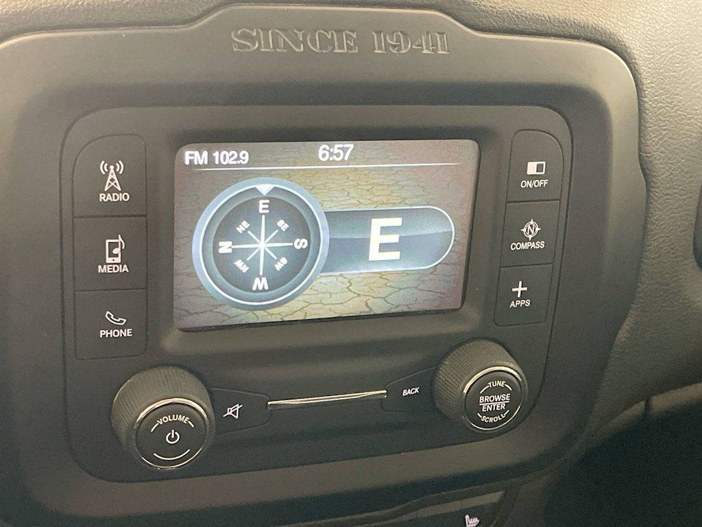 Thumbnail: 2017 Jeep Renegade - 23