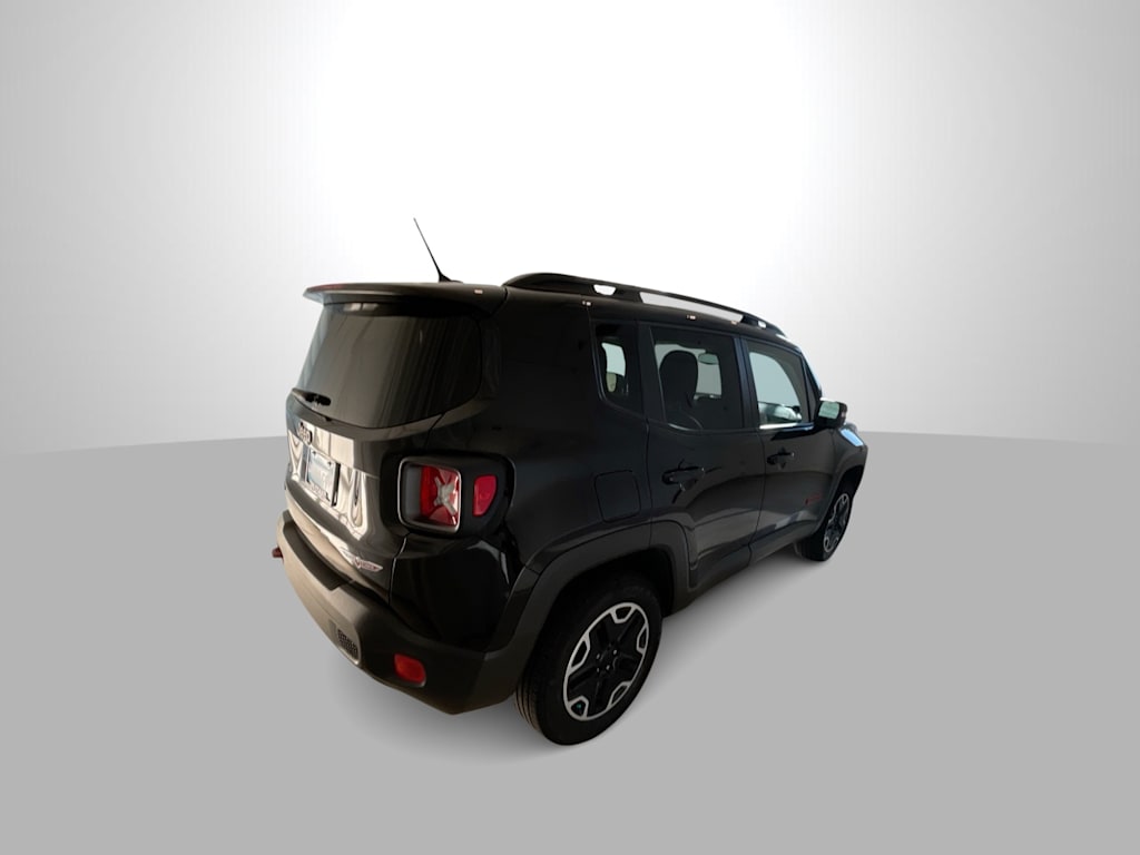 Thumbnail: 2017 Jeep Renegade - 16