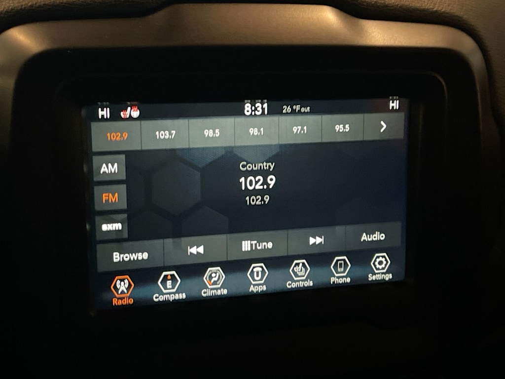 Thumbnail: 2019 Jeep Renegade - 12