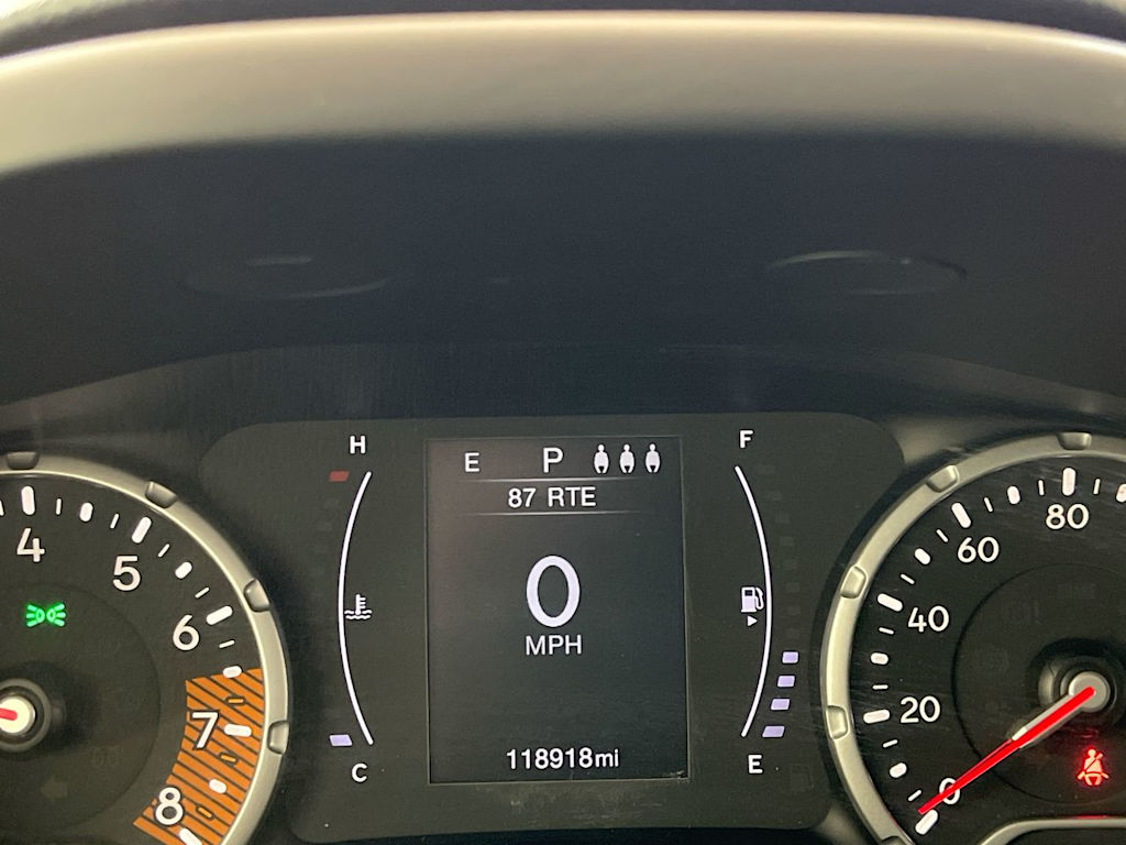 Thumbnail: 2019 Jeep Renegade - 14