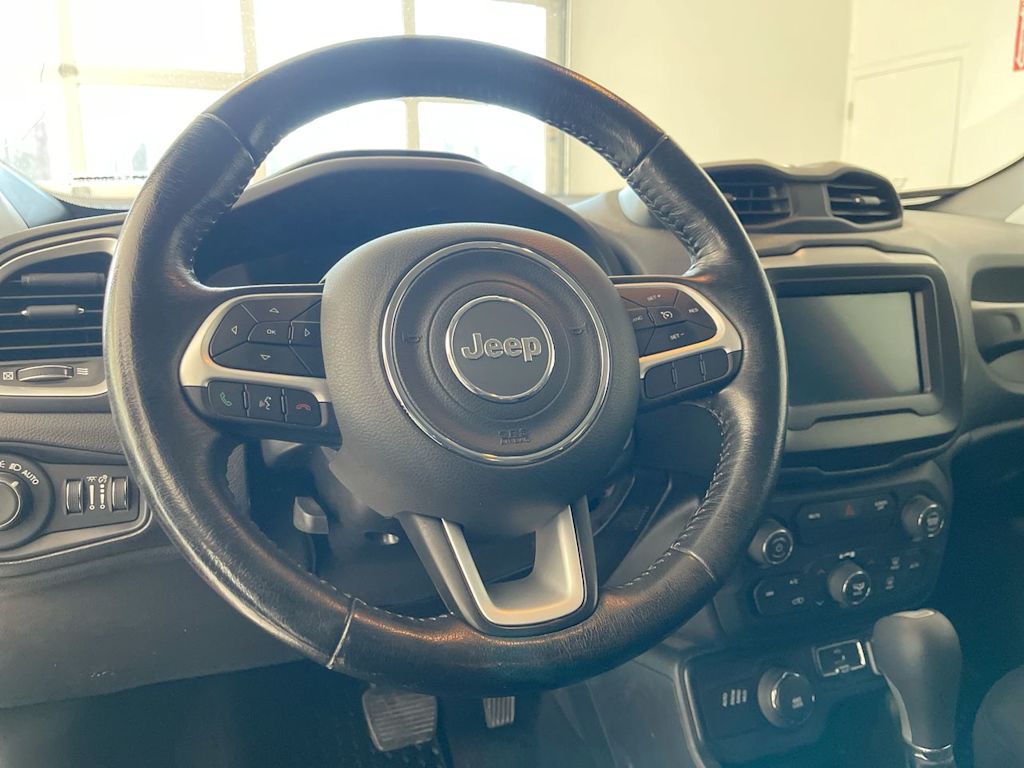 Thumbnail: 2019 Jeep Renegade - 2