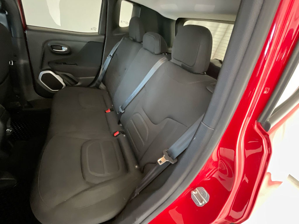 Thumbnail: 2019 Jeep Renegade - 11