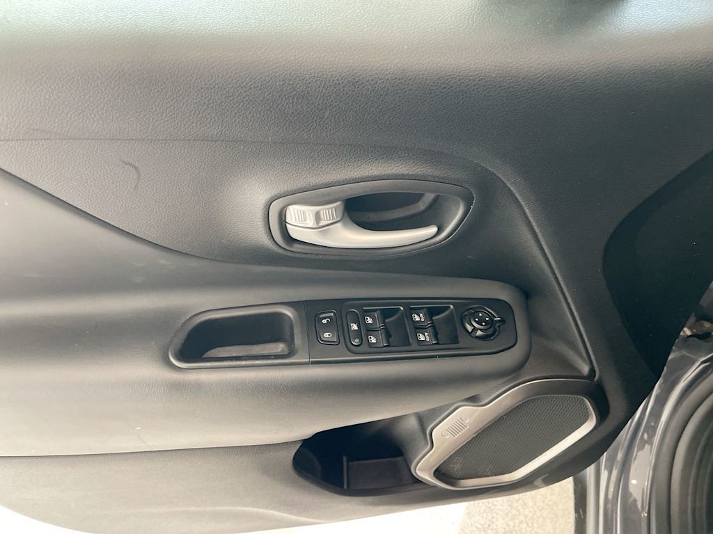 Thumbnail: 2023 Jeep Renegade - 23